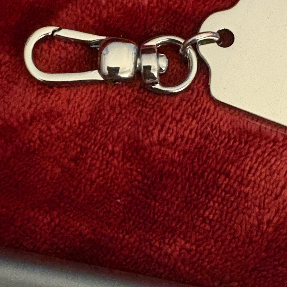Coach Hangtag Keychain - Picture 2 of 4